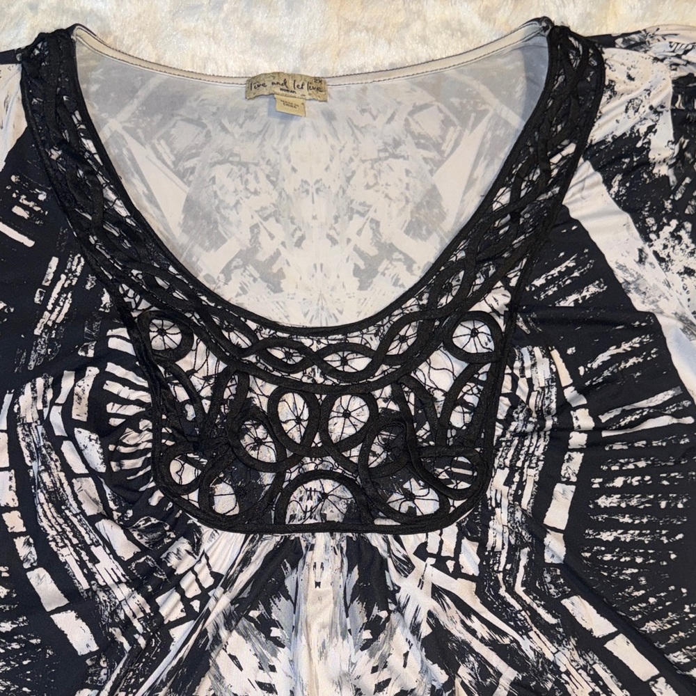 live and let live Black & White Printed Crochet Scoop Neck Tunic - Picture 3 of 8
